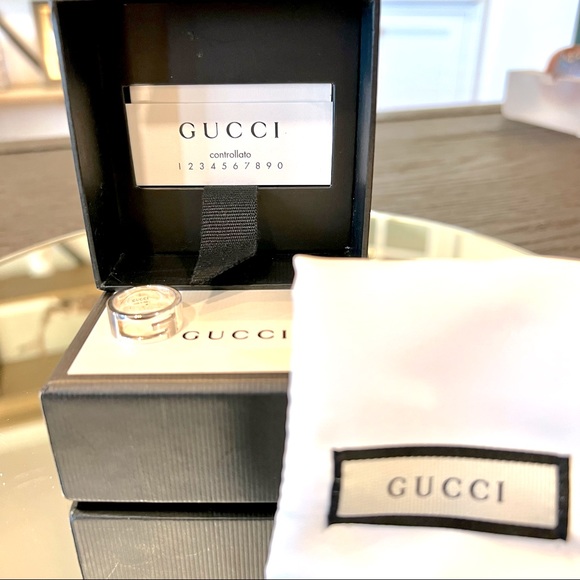 Gucci Authentic G Ring 925